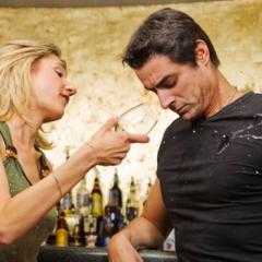 A third of people are turned off by admirers with ugly phones