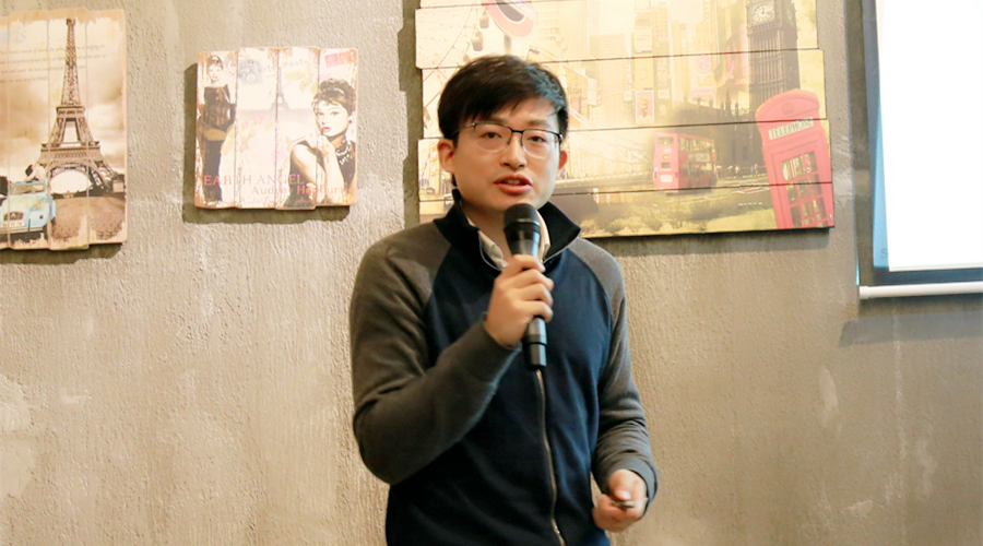 1479808231-9095-74de2b6d888a199e311d4a