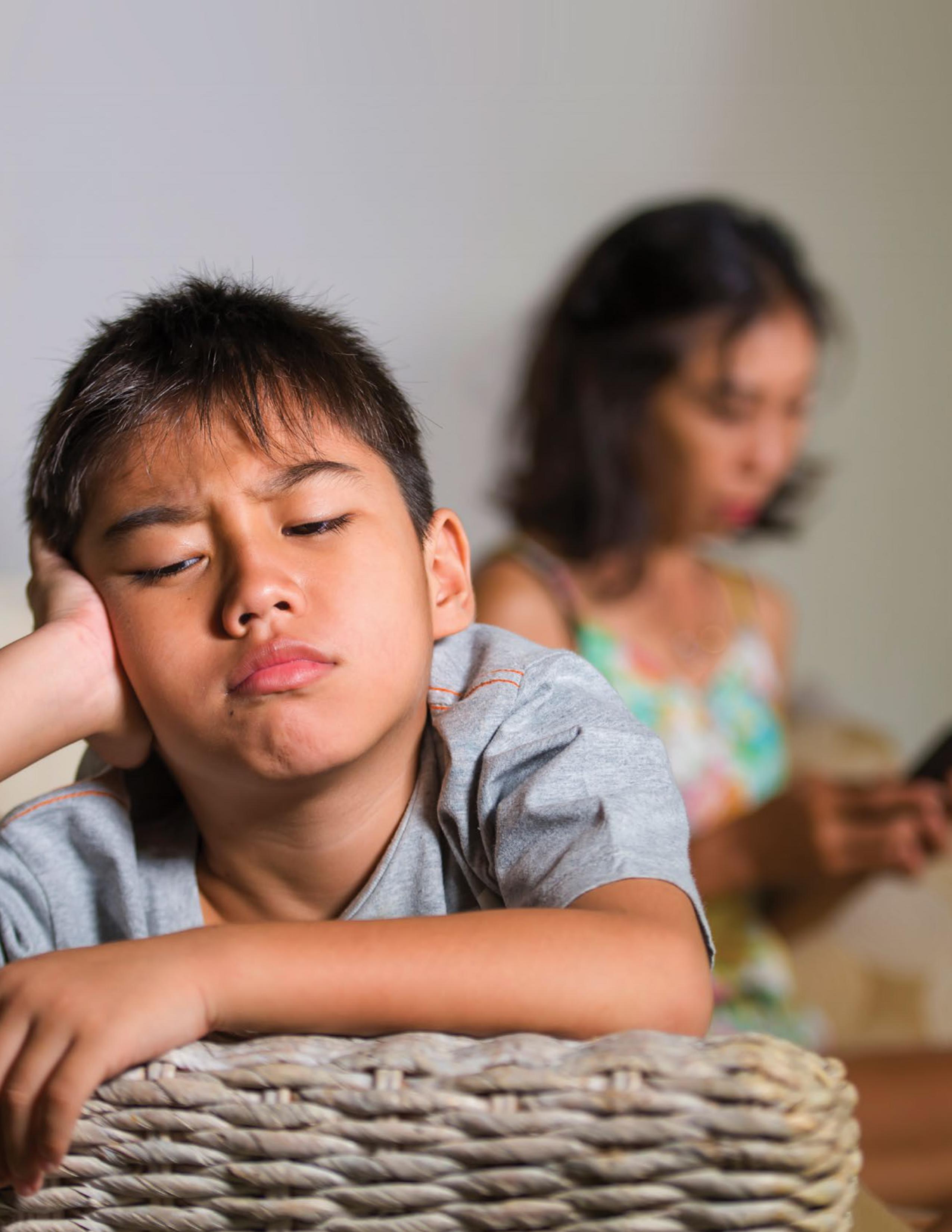 屏幕和睡眠:一份关于父母和青少年使用移动设备的报告