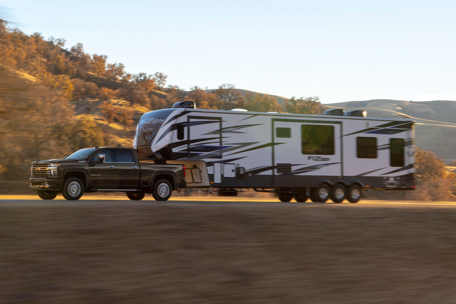 《消费者报告》:研究显示卡车、SUV车主想要获得更高的燃油经济性