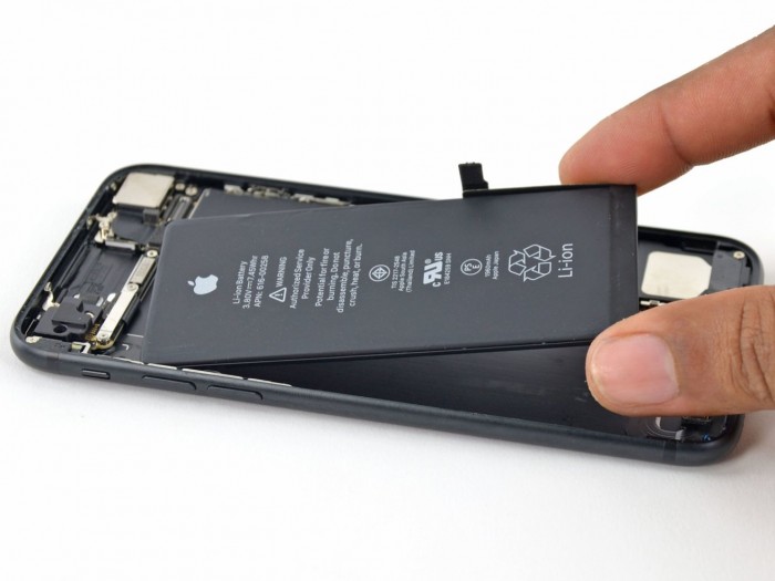 CIRP：23%的iPhone用户称一年后电池不再能维持一整天的时间