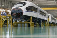150930050600_china_cnr_train_976x549_reuters_nocredit.jpg