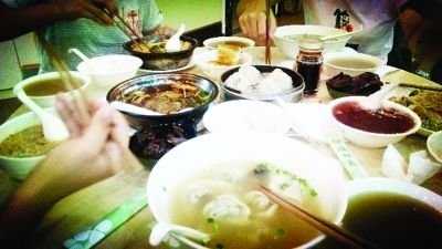 德国研究显示：超半数人认为晒度假照最招人恨