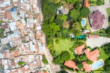 Ungleichheit-UnequalScenes_Picture_Inequality_Tanzania.jpg